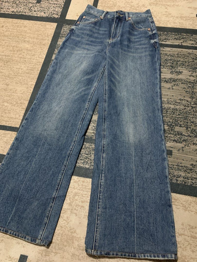 Saint laurent paris (Category: Jeans) located in Cebu City. Submitted by thriftsh1t.ph (Listing ID 1470501238, Image 2). Description: W26-28 L41.