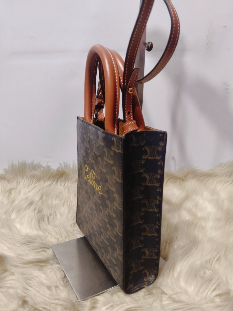 Sale! Céline Triomphe (Category: Shoulder Bags) located in Cabuyao City. Submitted by your____lux____shop (Listing ID 1470526055, Image 3). Description: Sale❗️Sale❗️Sale❗️ CÉLINE almost new coded Small-Medium Genuine leather trim 📌First to pay!.