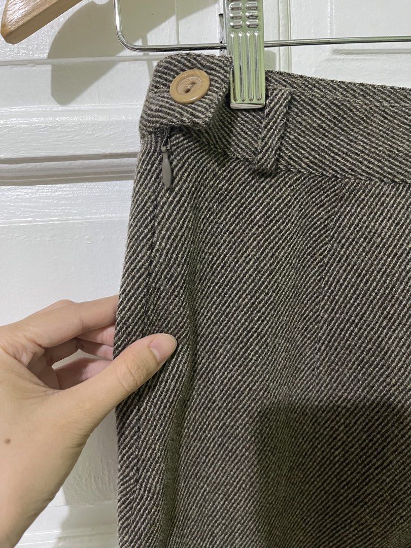 ‼️SALE‼️ Max & Co. Classics Trousers (Category: Other Bottoms) located in Taguig. Submitted by k.clovel (Listing ID 1470474919, Image 3). Description: Item would be coming from Isabela, 2-3 days eta to MM. Sf is 75-150 thru j&t..