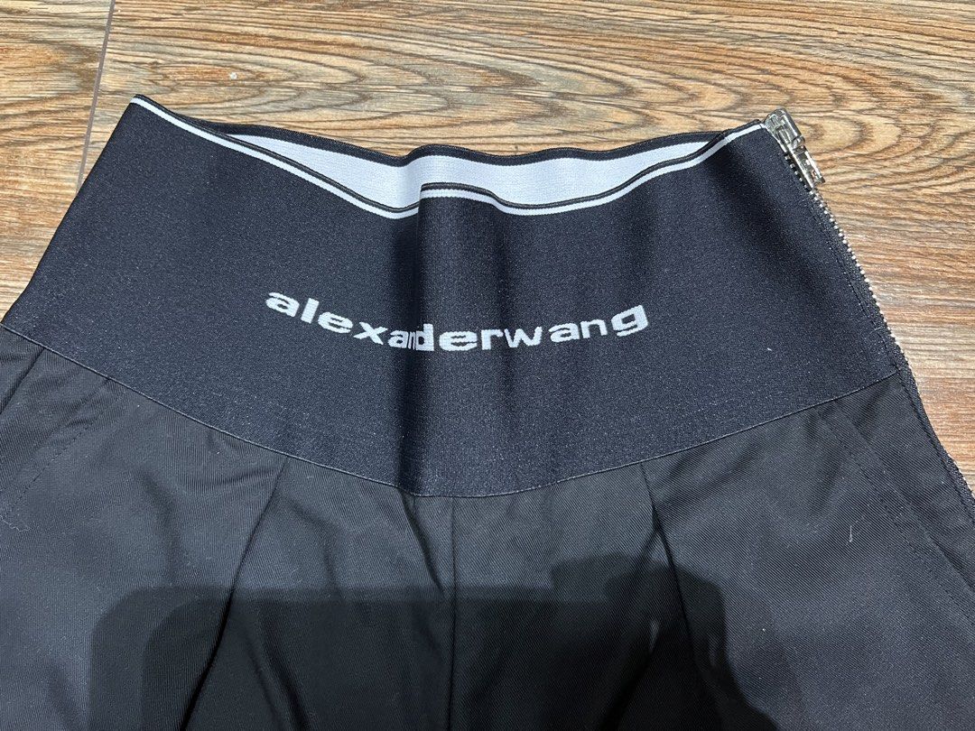 SALE‼️Alexander wang pants (Category: Other Bottoms) located in San Jose del Monte. Submitted by senorita_wella (Listing ID 1470464934, Image 2). Description: .