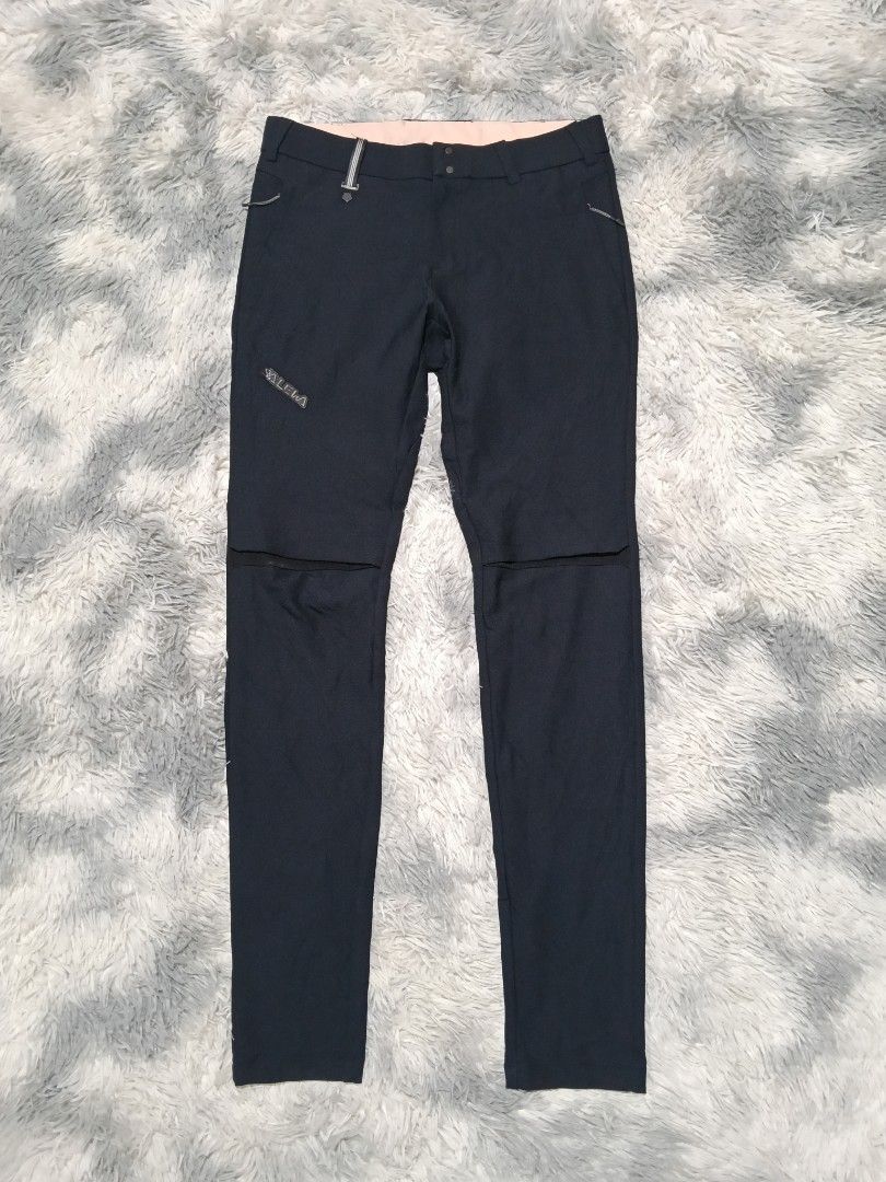 Salewa trekking pants (Category: Activewear) located in San Carlos City. Submitted by wilburstthriftstore (Listing ID 1470507101, Image 2). Description: Salewa womens trekking pants Size XS Waist 27-29 Length 38½ Hem 5 stretchable material Excellent condition 👌🏾 ₱650 + sf.