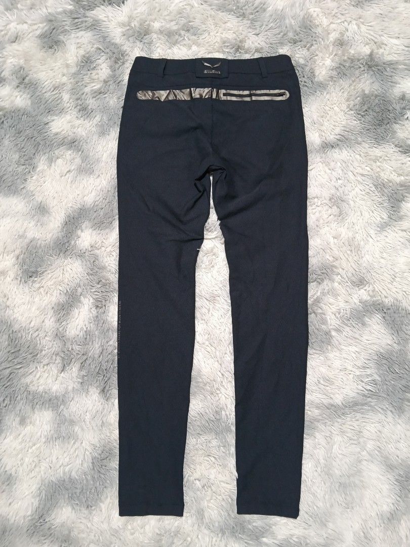 Salewa trekking pants (Category: Activewear) located in San Carlos City. Submitted by wilburstthriftstore (Listing ID 1470507101, Image 3). Description: Salewa womens trekking pants Size XS Waist 27-29 Length 38½ Hem 5 stretchable material Excellent condition 👌🏾 ₱650 + sf.