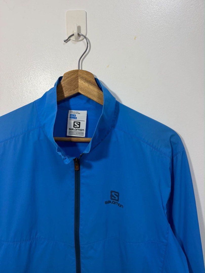 Salomon Windbreaker in blue (Category: Coats, Jackets and Outerwear) located in Iloilo. Submitted by bunitoapparel_v2 (Listing ID 1470498464, Image 2). Description: Width 22 Length 28.