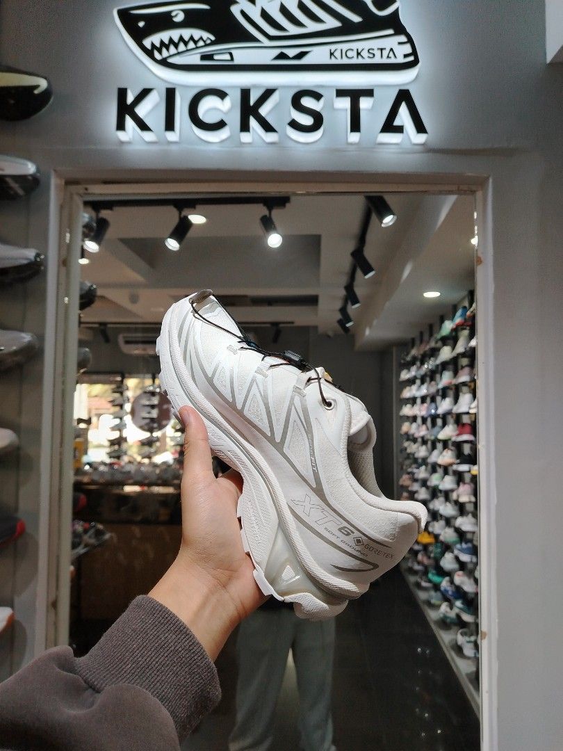 SALOMON XT 6 GORETEX (Category: Casual Shoes) located in Pasig City. Submitted by edie_boy25.27312 (Listing ID 1470381843, Image 3). Description: SALOMON XT 6 GORETEX / WHITE SILVER AVAILABLE SIZE: 6us 6.5us 7.5us 9us 10us 10.5us 11.5us.