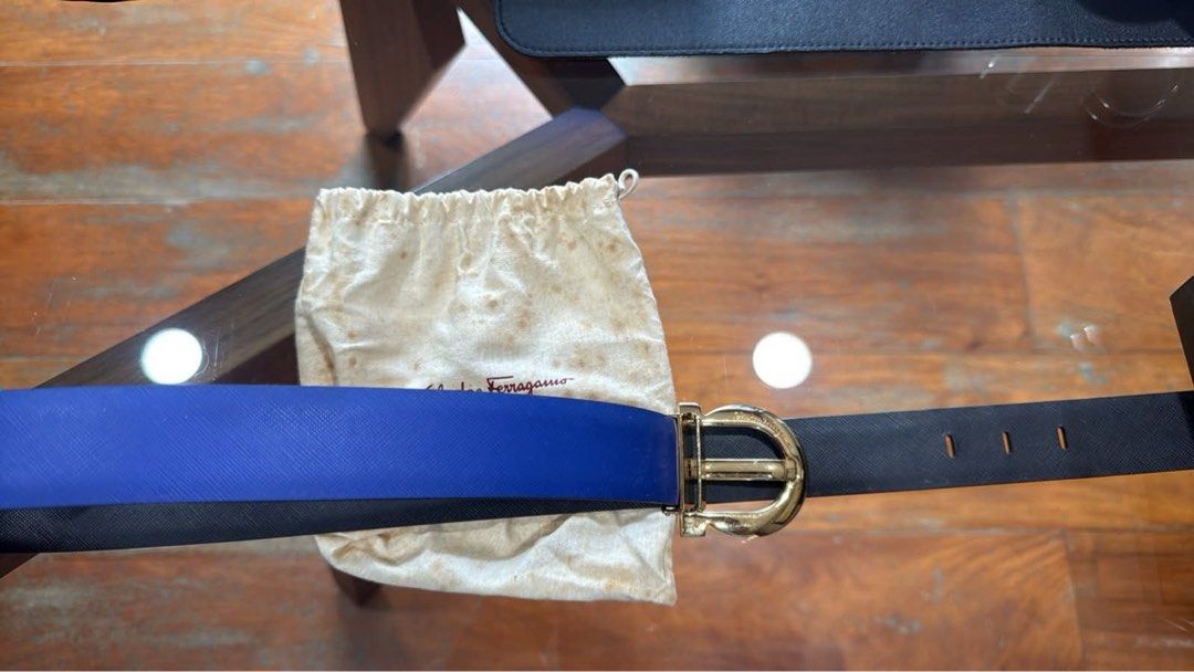 Salvatore Ferragamo Reversible Leather B (Category: Belts) located in Manila. Submitted by niceguy.203 (Listing ID 1470422079, Image 1). Description: .