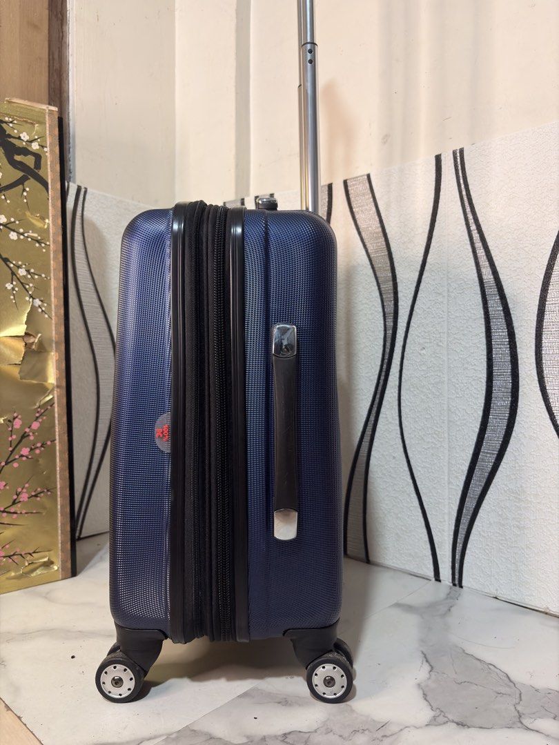 SAMSONITE BRAND SMALL SIZE LUGGAGE 🇯🇵 (Category: Luggage) located in Valenzuela. Submitted by dkjapansurplus (Listing ID 1470454528, Image 3). Description: 🇯🇵IMPORTED FROM JAPAN SAMSONITE BRAND SMALL SIZE LUGGAGE 🇯🇵 🎯 EXPANDABLE 🎯 SMOOTH WHEELS ROTATION 🎯 DURABLE CASE 🎯 COMFORTABLE TOP AND SIDE HANDLE CARRY 🎯 SMOOTH PUSH HANDLE TROLLEY 🎯 WIDE SPACE CAPACITY NO ISSUE.. MINIMAL MARK OF USAGE ‼️.