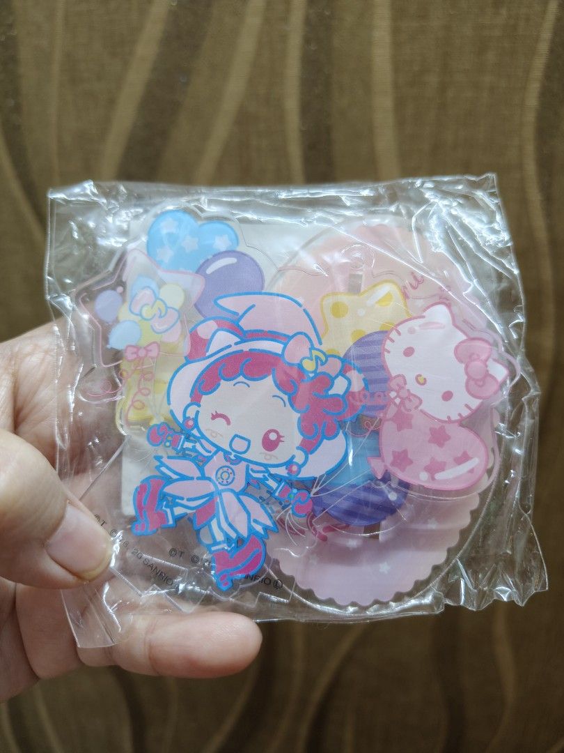 Sanrio Hello Kitty Acrylic Display and Charm (Category: Plushies & Soft Toys) located in Santa Rosa. Submitted by mmps249.1 (Listing ID 1470493745, Image 3). Description: Crossposted Mine now, pay now shipping courier: JRS only Gcash payment upon order No reservations.