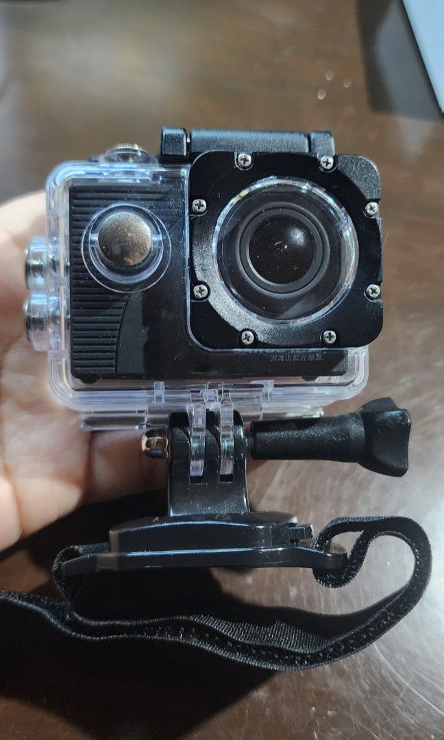 Sargo 1080p action camera (Category: Cameras) located in Baguio. Submitted by coffeesilvershadow_28 (Listing ID 1470402655, Image 1). Description: - From HK box - Bilhan nyo na lng po ng memory card - Working well - Baguio dropping - Payment first plus sf before shipping.