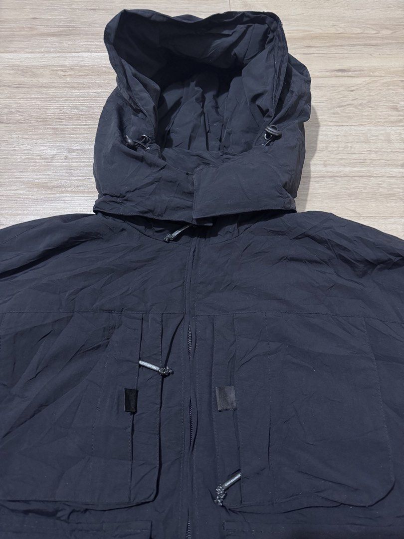 SECONDMONO MULTIPOCKET PUFFER JACKET (Category: Coats, Jackets and Outerwear) located in Kota Bharu. Submitted by shahriman_77store (Listing ID 1470441009, Image 3). Description: Condition :9/10 Saiz :S-M Pit (inci):26.5 Labuh(inci) :25 🚨bundle / preloved 🧽item belum basuh ✅postage dfod ✅smnjung + rm8 ✅sabah/sarawak + rm16 ✅harga boleh nego ✅make offer(serious buyer) ✅combo harga lebih murah🔥 🚚[J&T]~pos setiap hari(kecuali jumaat) 📱wazap ter