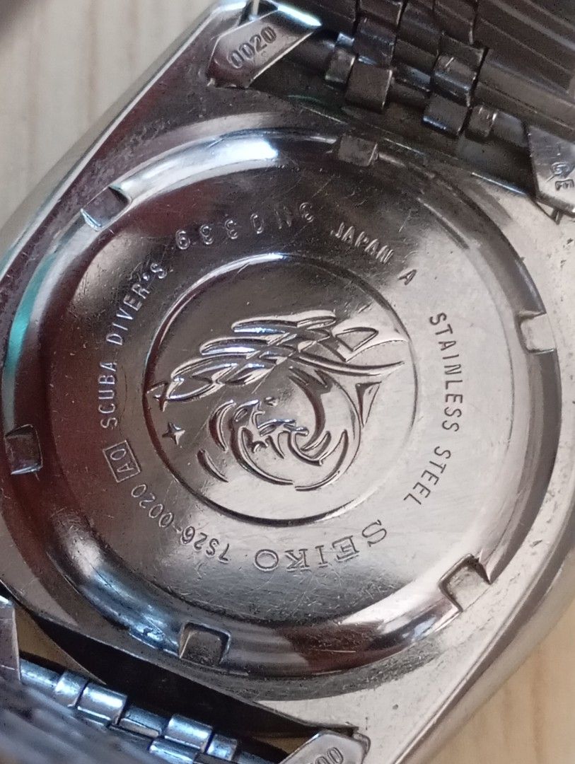 Seiko automatic divers (Category: Men's Watches) located in Las Pinas. Submitted by quick_deals_great_finds2 (Listing ID 1470385918, Image 3). Description: Original 7s26 seiko mechanism 42mm large fits wrist 7 inches Good working condition.