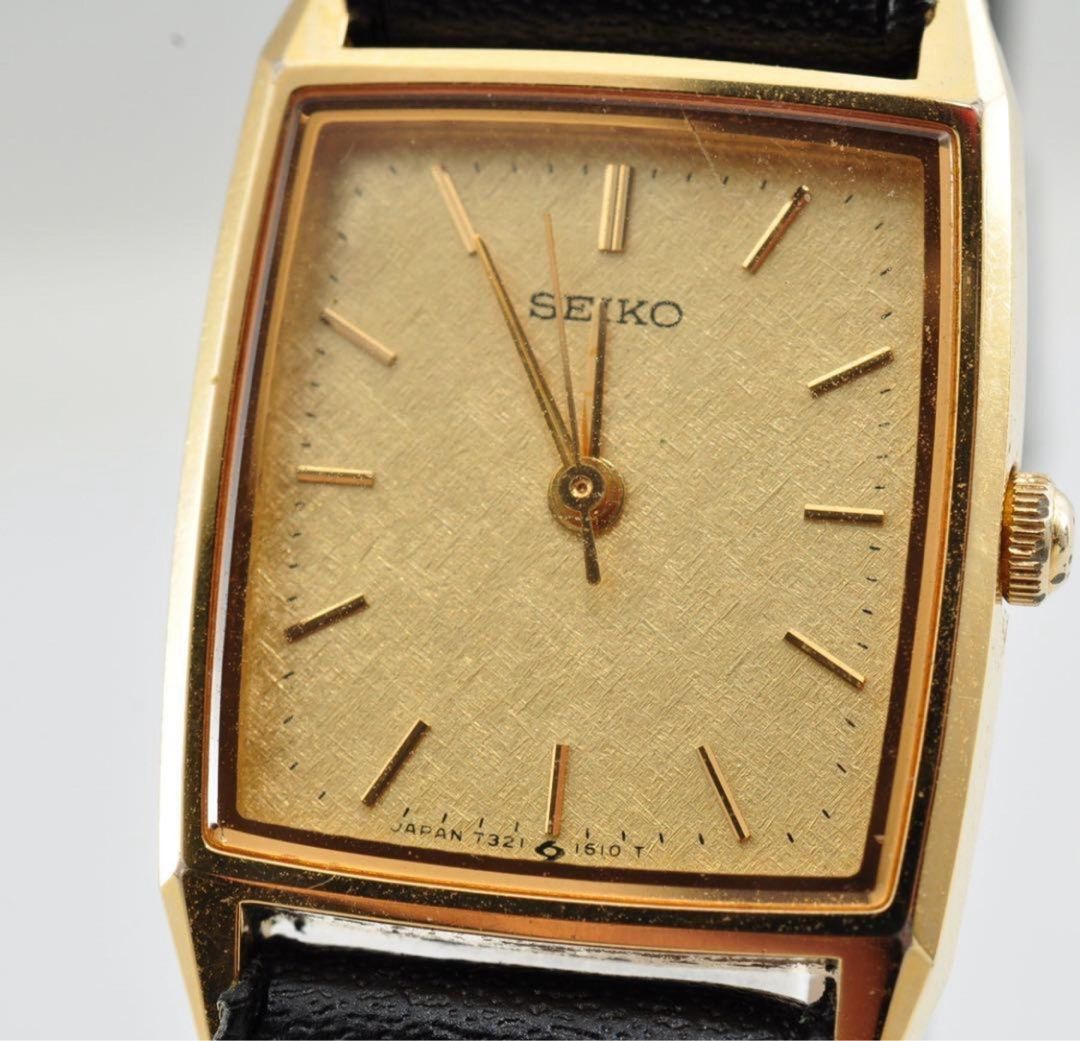 Seiko Vintage 1985 (Category: Women's Watches) located in Bulacan. Submitted by youlovewatches (Listing ID 1470541250, Image 1). Description: Guaranteed Authentic 19mm Case size Excellent condition.