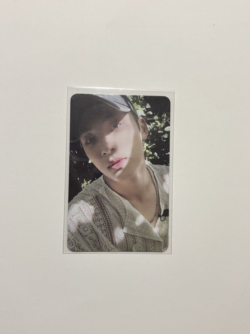SEVENTEEN Mingyu Photocard (Category: K-Wave Merchandise) located in Manila. Submitted by rachelmsabila22 (Listing ID 1470515178, Image 1). Description: - Member: Mingyu (SEVENTEEN) - Version: Outdoor setting (patterned shirt & cap) - Condition: Mint / Like new, no bends or scratches - Protection: Kept in a plastic sleeve since pulling - Size: Standard K-pop photocard size - Shipping: Packed securely and ready to ship.