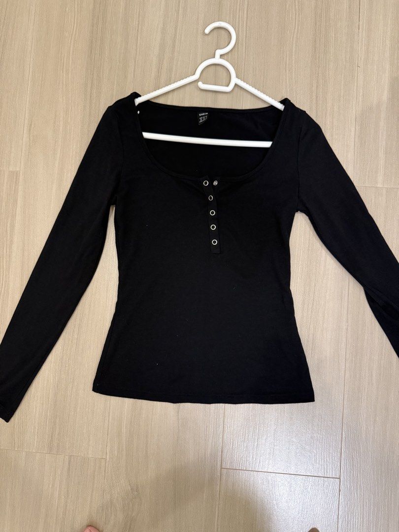 SHEIN button fit black longsleeve (Category: Longsleeves) located in Manila. Submitted by bella_boo (Listing ID 1470473421, Image 1). Description: have to sell by TUESDAY tags 🏷️ brandy melville subdued edikted cotton on stradivarius pull and bear hnm zara bershka.