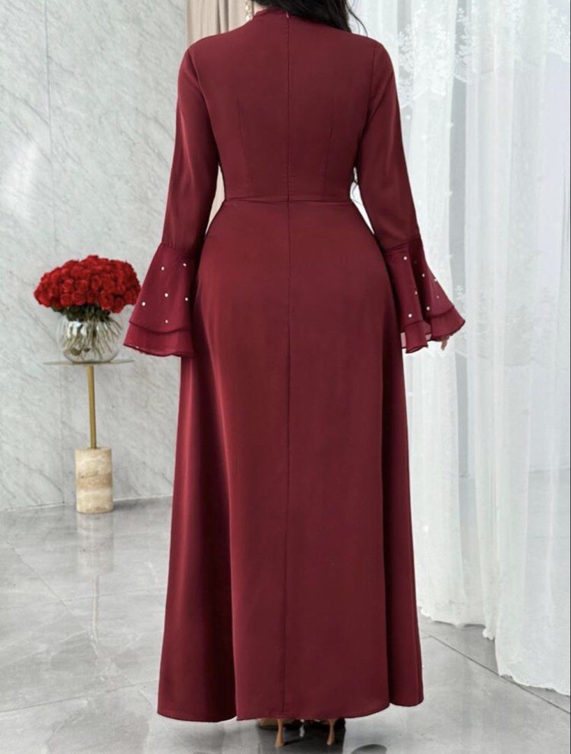 Shein Longsleeve Red Maxi Dress (Category: Dresses) located in Paranaque City. Submitted by kimchan15 (Listing ID 1470431253, Image 3). Description: W: 35-36.