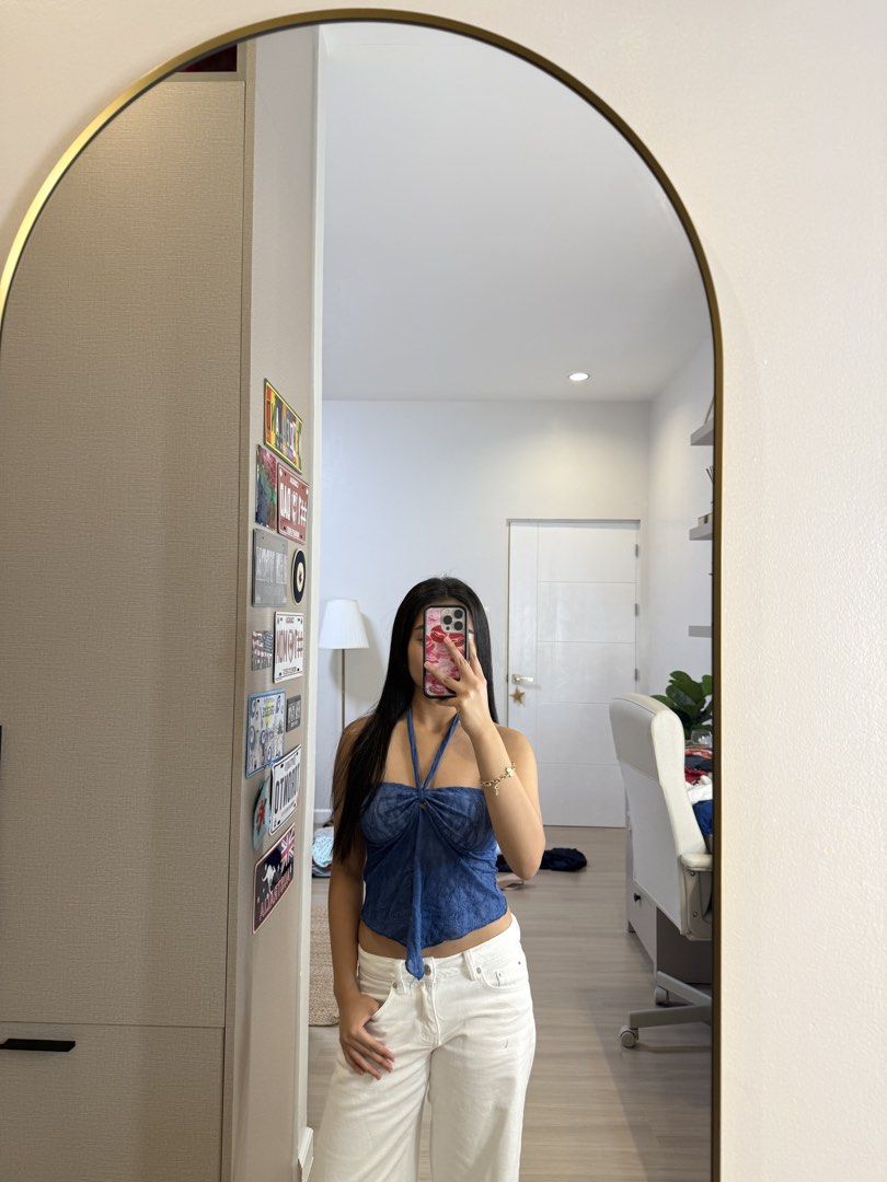 SHEIN Navy Blue Tie Halter Top (Category: Sleeveless) located in Manila. Submitted by bella_boo (Listing ID 1470399571, Image 2). Description: need to sell by TUESDAY tags 🏷️: brandy melville subdued edikted hnm cotton on pull n bear bershka stradivarius zara.