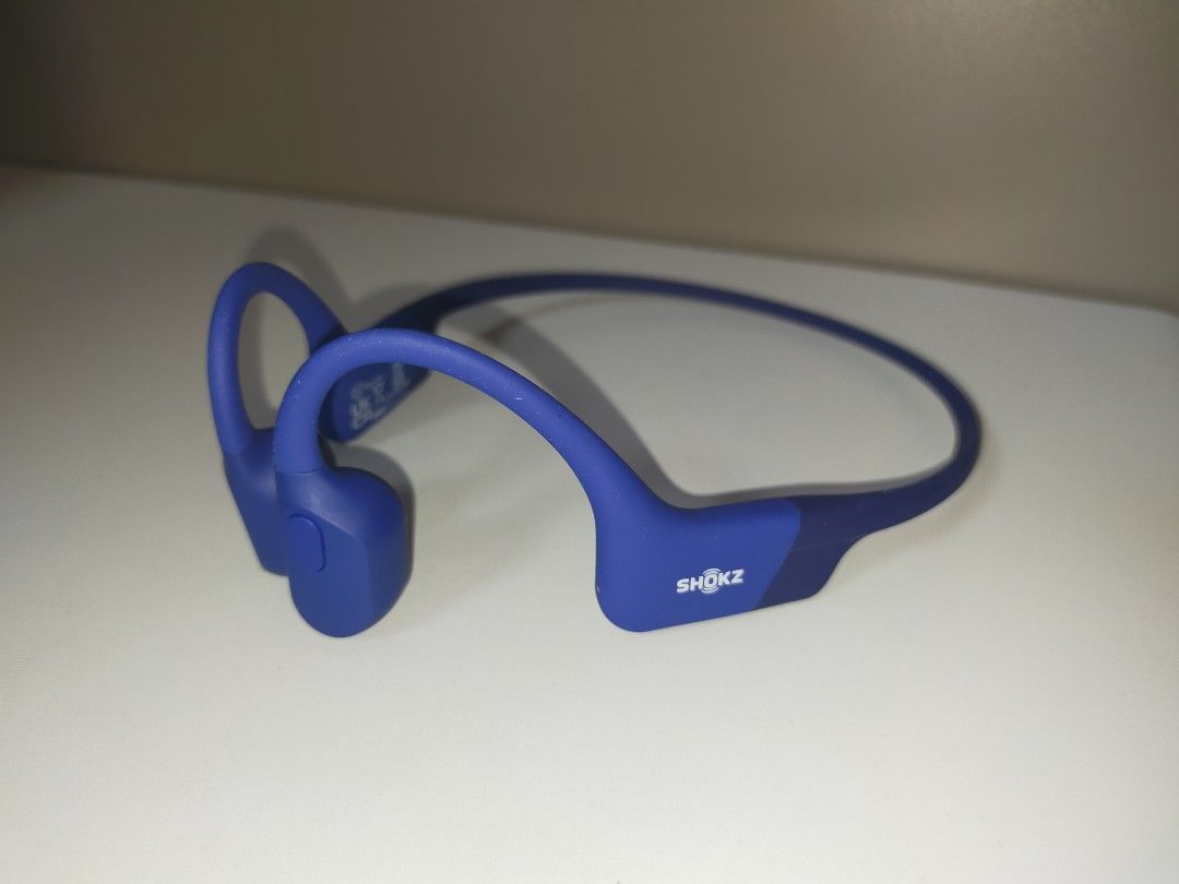 Shokz Openrun bone conduction open-ear headphones (Category: Headphones & Headsets) located in Cabuyao City. Submitted by PHdowner30 (Listing ID 1470351303, Image 3). Description: FOR SALE ONLY Shokz Openrun bone conduction open-ear headphones Excellent working condition will provide USB charging cable P2800 + SF negotiable Pm.