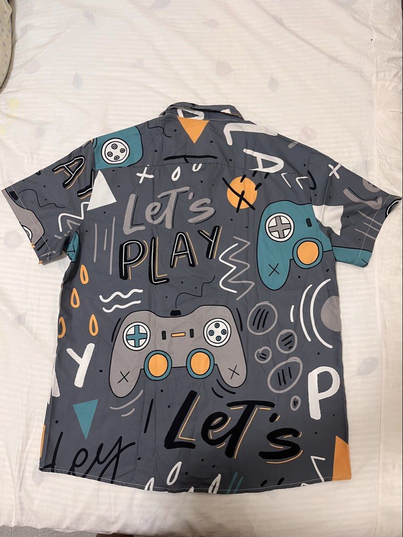 Short Sleeve Button-Up Shirt polo (Category: Tshirts & Polo Shirts ) located in San Jacinto. Submitted by happyneko_dragon (Listing ID 1470509376, Image 2). Description: -can fit large -can give discount if you buy more than one. Please check my other listings.