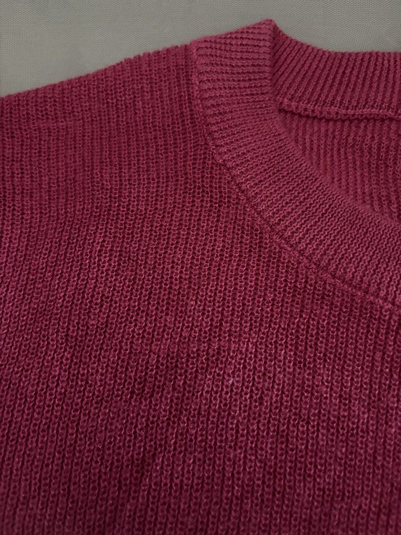 Short Sleeve Knit Top Crew Neck (Category: Blouses) located in Taguig. Submitted by cftbncs (Listing ID 1470418162, Image 3). Description: - Color: Rich maroon - Style: Short sleeve knit top with round crew neckline - Material: Soft, textured knit - Fit: Classic straight hem with clean finish at sleeves and collar - Versatility: Perfect basic piece for layering or standalone wear.