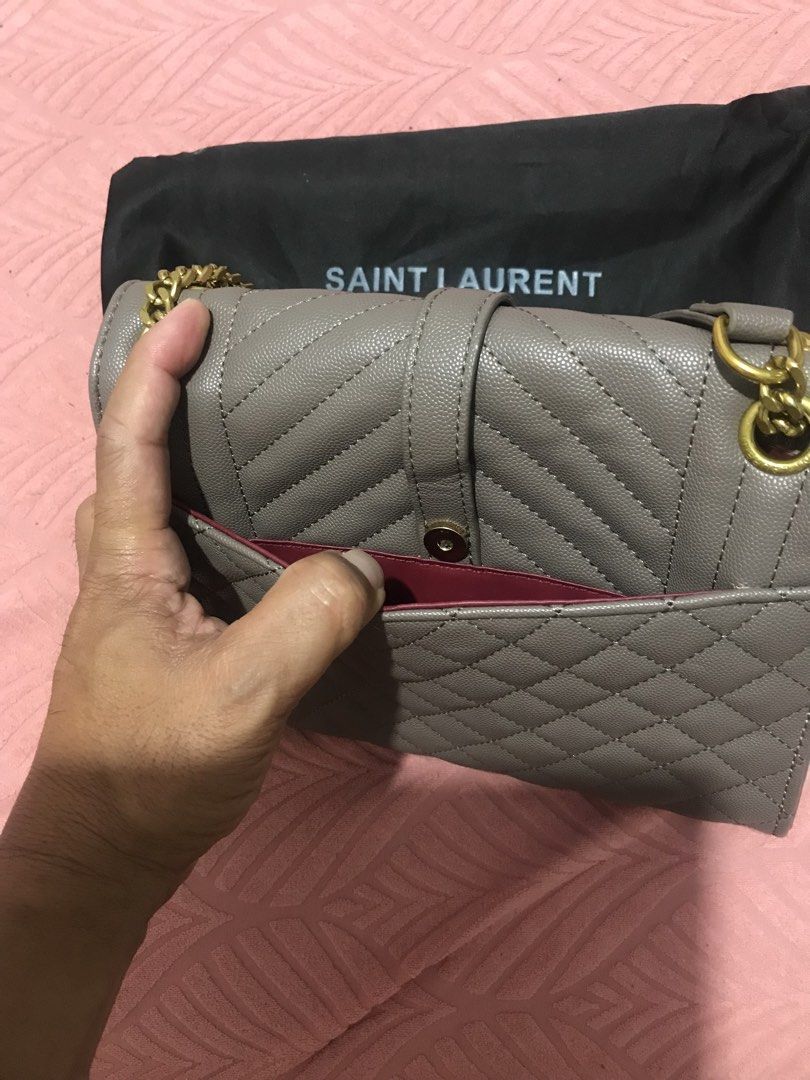 shoulder bag (Category: Shoulder Bags) located in General Trias. Submitted by swoosh.1969 (Listing ID 1470402246, Image 3). Description: available onhand interested buyer you may call or msg us.