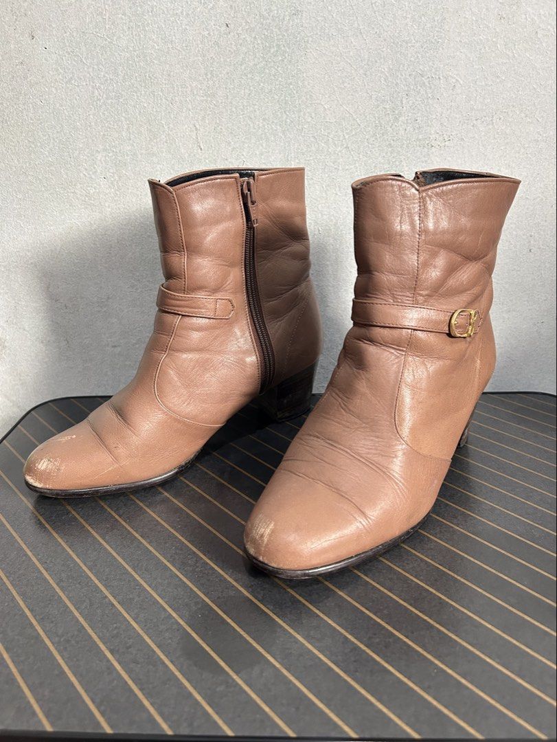 Side Style Buckle Zip Ankle Boots (Category: Boots) located in Quezon City. Submitted by jjsurplus_23 (Listing ID 1470366270, Image 1). Description: 22.5cm insole.
