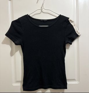 （分類：）位於 。 由 miumiutai 提交（商品編號 1470464114，圖片 1）。簡介： 。