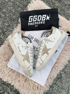 (Category: ) located in . Submitted by sneakersniper2.0 (Listing ID 1470491177, Image 1). Description: .