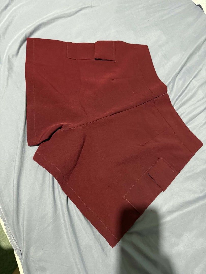 Skirt (Category: Skirts) located in Davao. Submitted by epiclion-c7dd (Listing ID 1470362221, Image 3). Description: .