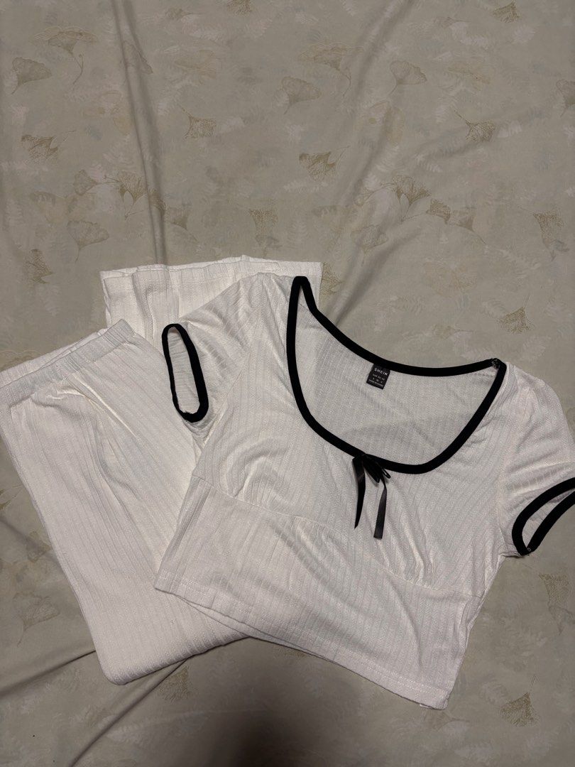 SKIRT AND TOP COORDS (Category: Sets or Coordinates) located in Manila. Submitted by coleenb_ (Listing ID 1470512879, Image 1). Description: .