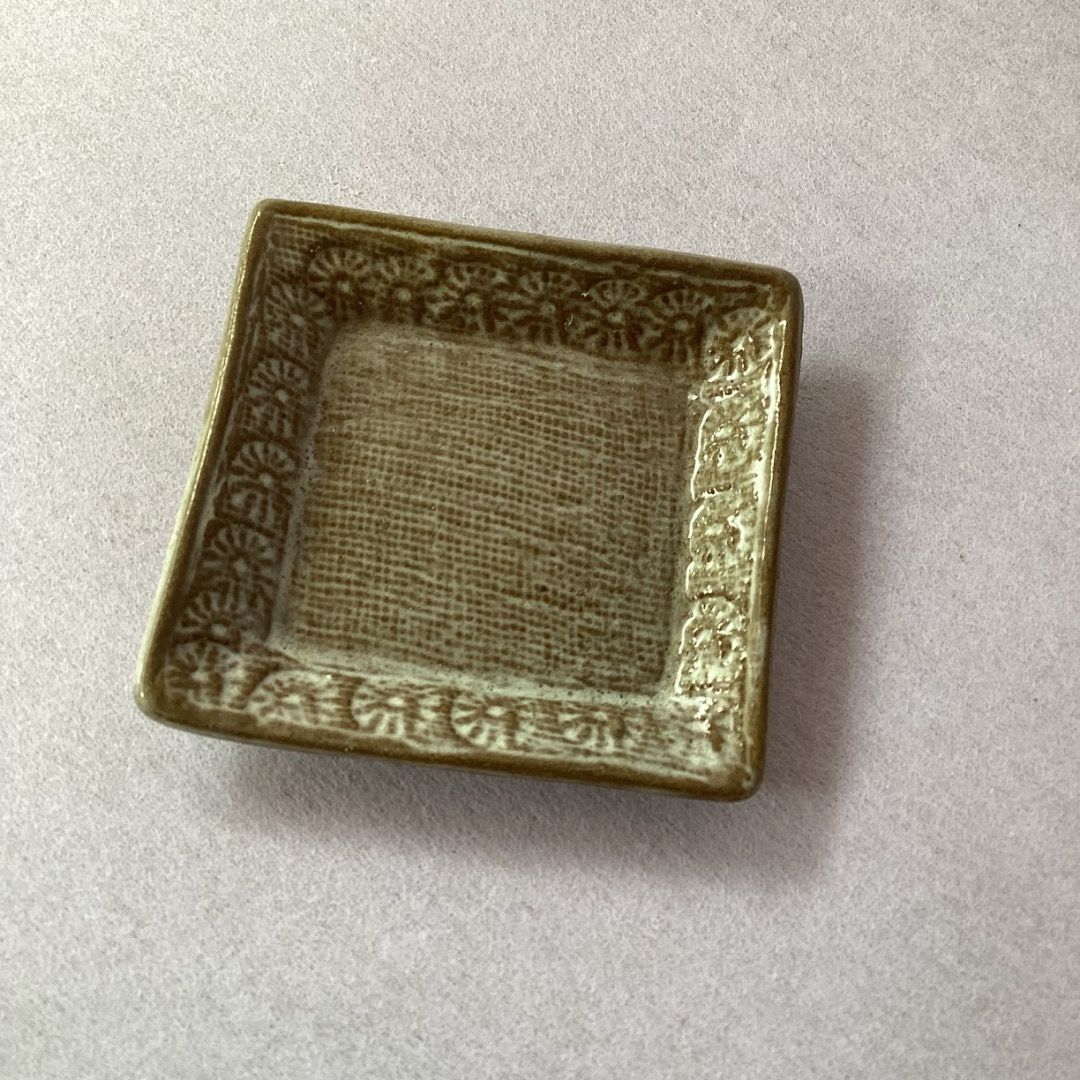 Small Square Plate (Category: Coffee & Tea Tableware) located in Davao. Submitted by atbpshop192593 (Listing ID 1470540680, Image 1). Description: Php75 Small Square Plate H: 0.5 inch L: 3 inches W: 3 inches Please REVIEW PHOTOS We use 100% repurposed packaging materials SF starts at Php70 via Flash Express First to pay.
