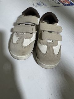 (Category: ) located in . Submitted by gail.preloved (Listing ID 1470483230, Image 1). Description: .