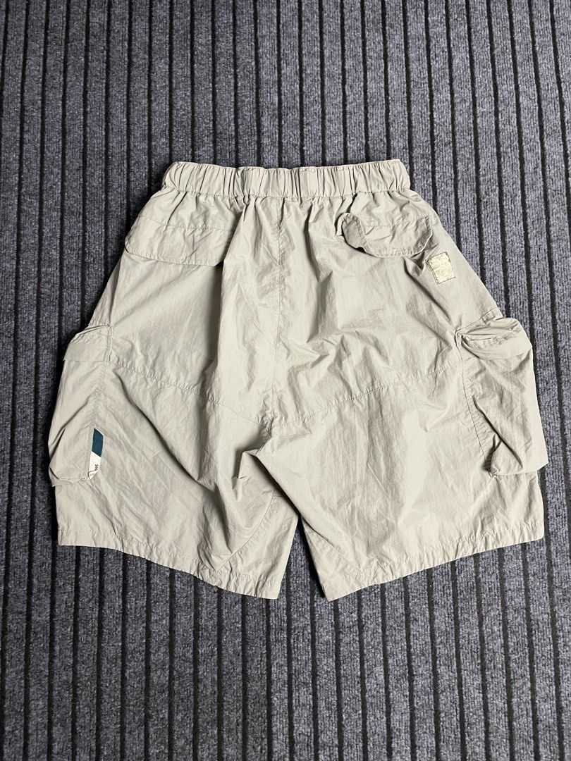 SMKL - Belted Cargo Nylon Shorts | 3D Pockets (Category: Activewear) located in Puerto Princesa. Submitted by palawan.swagdealer (Listing ID 1470384974, Image 3). Description: All details are provided Kindly check each photo Only flaw: Patch on the back Still in very good condition.