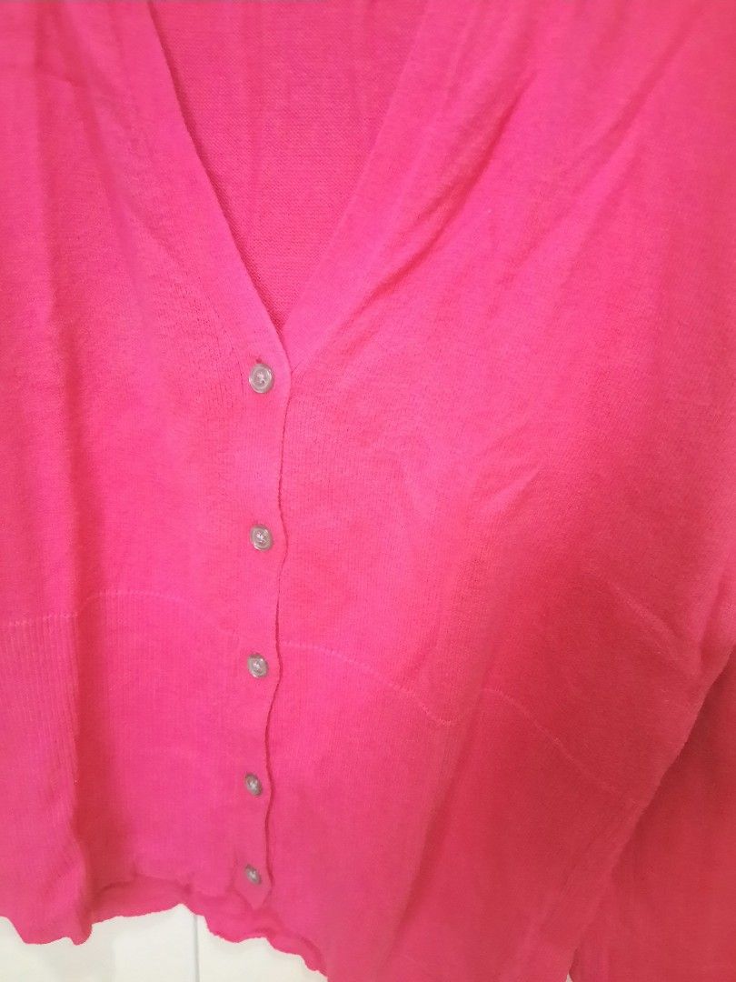 Sofia Vergara Hot Pink V-Neck Button-Front Knit Cardigan (Category: Coats, Jackets and Outerwear) located in Quezon City. Submitted by dannikkishoppe2 (Listing ID 1470481102, Image 3). Description: Sofia Vergara Hot Pink V-Neck Button-Front Knit Cardigan‼️₱280‼️ • Style & Fit: Elegant slim-fit cardigan featuring a chic notched neckline, front button placket, and long sleeves for a polished look. • Material & Texture: Soft, lightweight fine-gauge 