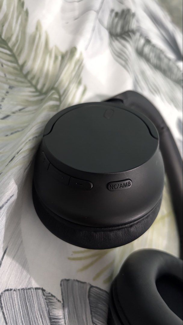 Sony Headphones ( WH-CH720N ) (Category: Headphones & Headsets) located in Manila. Submitted by pastlovd (Listing ID 1470457479, Image 2). Description: Sony WH-CH720N Wireless Noise Canceling Headphones in excellent condition. Only used 3 times and kept in good condition. No damage, scratches, flaws, or any known issues. Everything is fully working, including the Noise Canceling and Ambient Sound features, as well as the built-in voice assistant.