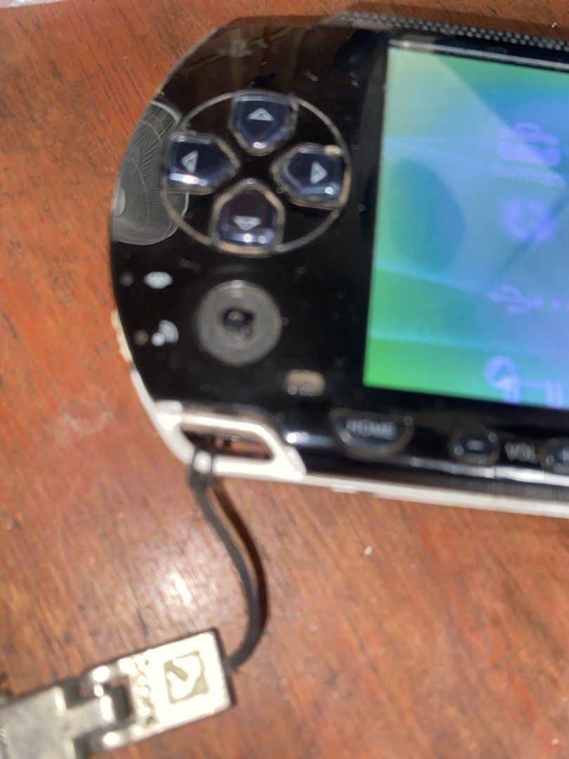 Sony PSP Handheld Console dead battery issue sa picture na (Category: PlayStation) located in Marikina City. Submitted by jtv17 (Listing ID 1470424925, Image 1). Description: Selling a working Black Sony PlayStation Portable (PSP) with charger. Screen my issue at nasa picture na.