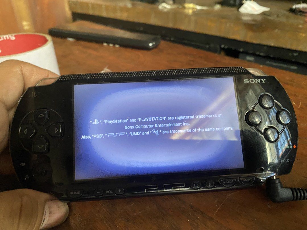 Sony PSP Handheld Console dead battery issue sa picture na (Category: PlayStation) located in Marikina City. Submitted by jtv17 (Listing ID 1470424925, Image 3). Description: Selling a working Black Sony PlayStation Portable (PSP) with charger. Screen my issue at nasa picture na.