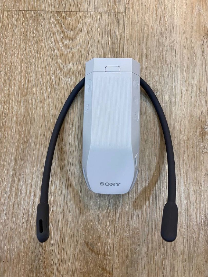 Sony Reon Pocket PRO Plus RNPK-P1P (Category: Health Monitors & Weighing Scales) located in Makati City. Submitted by pmreyes85 (Listing ID 1470360210, Image 2). Description: Description * https://store.sony.com.sg/products/reon-pocket-pro-plus * Sony's wearable personal air conditioner: a small unit worn at the back of the neck that cools in summer and warms in winter * Pro Plus model (RNPK-P1P): Sony claims up to about 20% better cooling perfor