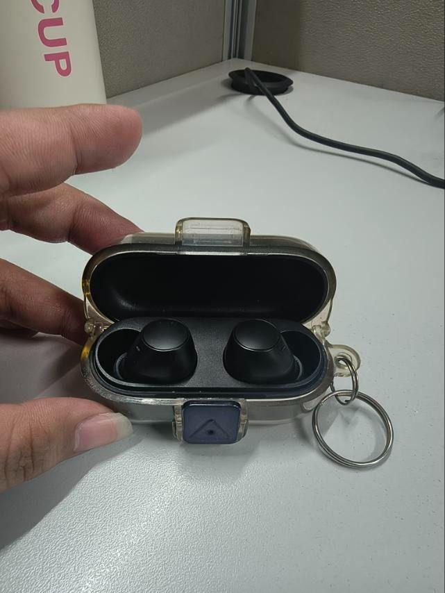 Sony WF-C510 Wireless Bluetooth Earphones Earbuds (Category: Earphones) located in Caloocan City. Submitted by cutebubu (Listing ID 1470414204, Image 1). Description: Unit with Case only. Box already thrown out. No charger included. I use my phone charger - Type C. - Authentic Sony wireless earbuds - Cased from Day 1 - Comes with transparent case with LOCK and keychain - Bought in Abenson Unit is in perfectly good condition. Works fine. Just repl