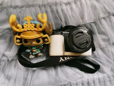Sony ZVE10 (Category: Cameras) located in Manila. Submitted by jemaimamorales (Listing ID 1470433185, Image 2). Description: Sony ZV-E10 Mirrorless Camera + 16-50mm Kit Lens Complete Set Selling my well-loved Sony ZV-E10 in fully working condition. Great for vlogging, content creation, photography, and beginners upgrading to a mirrorless camera. Details: Sony ZV-E10 body + Sony 16-50mm kit lens (SELP1650) Shutter count: ~5,778 only (low usage) Fu