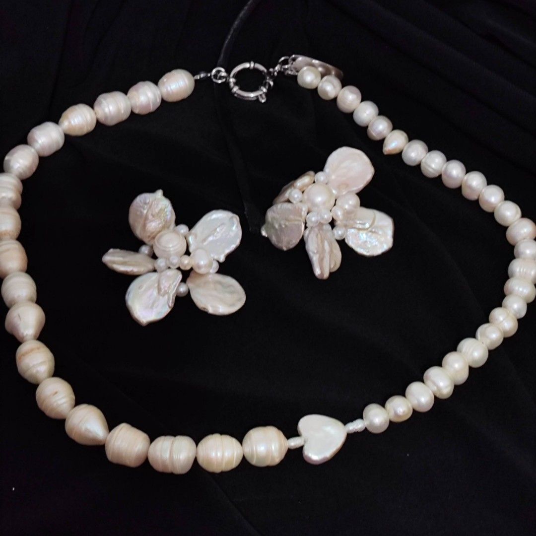 Spaceskullpixie Florist Pill Earrings & 143 Necklace (Category: Necklaces) located in Manila. Submitted by goodiesforthebaddies (Listing ID 1470480390, Image 2). Description: 🐚 Florist Pill Earrings & 143 Necklace by Spaceskullpixie (I think, 143 necklace is currently sold out/oos) - Tried for only a few minutes - Bought last 2025 for my wedding, but decided to use my mama's pearl instead 🤍 - 5,555 as set | 3,000 earrings / necklace - Negotiabl