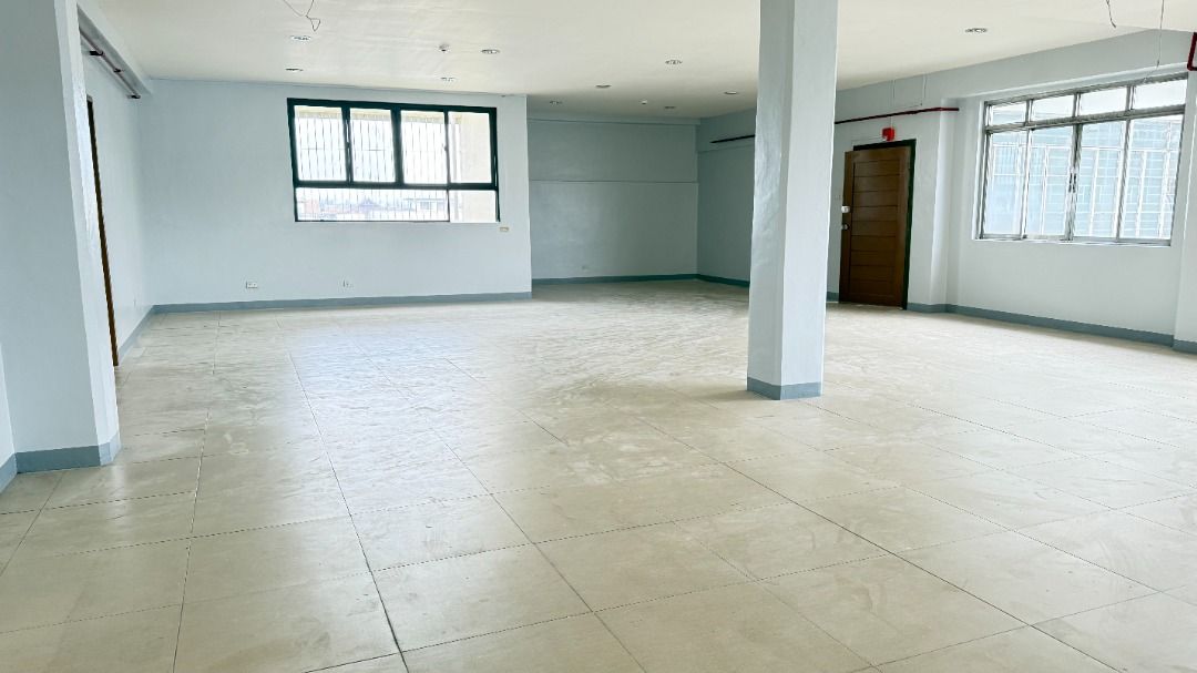 Spacious commercial office space for rent (Category: Office Furniture & Fixtures) located in Valenzuela. Submitted by jcfernandez717.1 (Listing ID 1470400056, Image 3). Description: - Spacious open floor plan ideal for various commercial uses - with modern recessed lighting, fire sprinklers and fire alarms system - Multiple private rooms and offices with wooden doors - Clean tiled flooring throughout the main area - Neutral grey walls and abundan