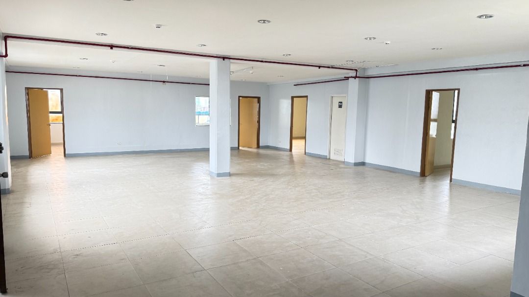 Spacious commercial office space for rent (Category: Office Furniture & Fixtures) located in Valenzuela. Submitted by jcfernandez717.1 (Listing ID 1470400056, Image 1). Description: - Spacious open floor plan ideal for various commercial uses - with modern recessed lighting, fire sprinklers and fire alarms system - Multiple private rooms and offices with wooden doors - Clean tiled flooring throughout the main area - Neutral grey walls and abundan