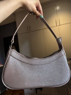 (Category: ) located in . Submitted by trinaaa25 (Listing ID 1470399977, Image 1). Description: .