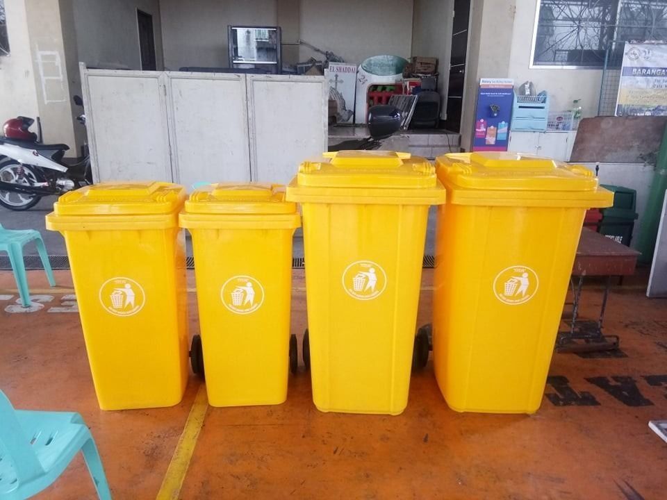 SPECAIL COLOR INDUSTRIAL TRASH BIN (Category: Waste Bins & Bags) located in Caloocan City. Submitted by calmhawk_a2cd7a (Listing ID 1470363627, Image 1). Description: SPECIAL COLOR INDUSTRIAL BIN WITH WHEELS COLOR: YELLOW, RED REGULAR COLOR: GREEN, BLUE, GRAY JUST CALL US / Pm me for more info. -09971763227 LOOK FOR : ANGHIE Address: 634 JRA COMPOUND LUPANG PARI SAN MIGUEL PASIG CITY WEBSITE: http://jocelynesidera30.wibsite.com/joekelceetrading e