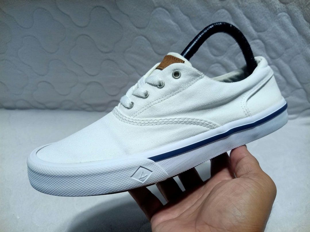 SPERRY TOP SIDER STRIPER💥 (Category: Sneakers) located in Cebu City. Submitted by urbantreasures.101 (Listing ID 1470368873, Image 1). Description: ORIGINAL 💯 PRELOVED , SECONDHAND👟 SPERRY TOP SIDER STRIPER💥 US SIZE 6.5 MEN EUR SIZE 38.5 25CM EXCELLENT CONDITION 600 ONLY✨ CLICK THE PICTURE FOR DETAILS CAN SHIP NATIONWIDE PERO PWEDE COD KUNG CEBU AREA📌 MESSAGE ME FOR MORE DETAILS 😊🙏.