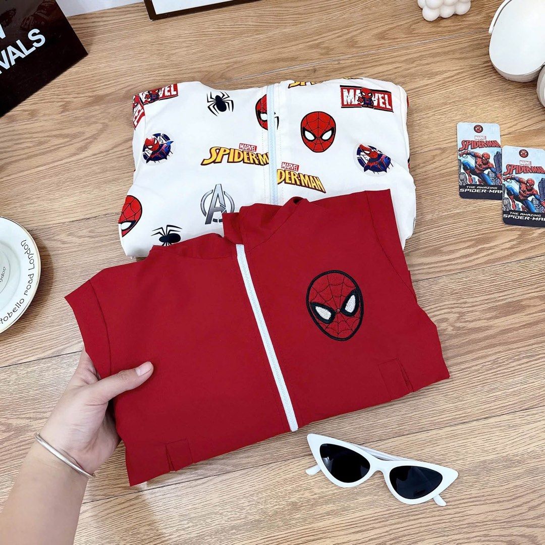 Spiderman Reversible Windbreaker Jacket (Category: Babies & Kids Fashion) located in Quezon City. Submitted by ad.kloset (Listing ID 1470511287, Image 3). Description: .