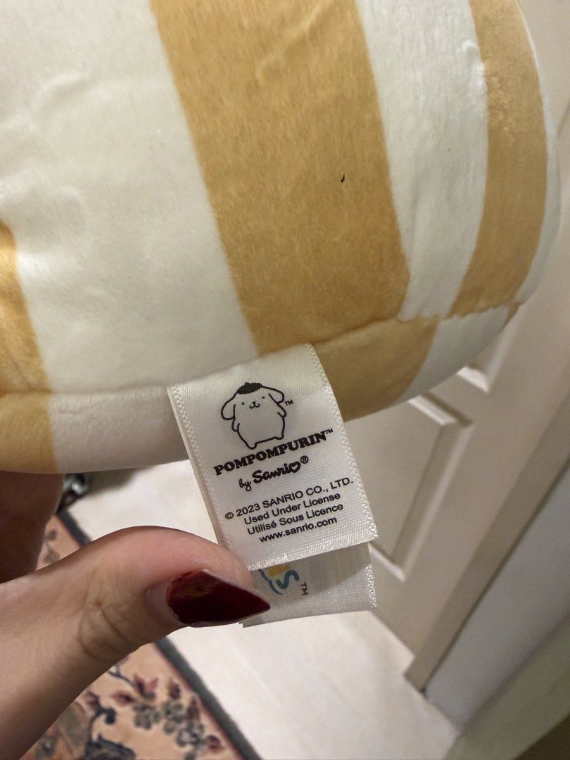 Squishmallows Pompompurin with Ice Cream (Category: Plushies & Soft Toys) located in Malolos. Submitted by bg.brnrdo (Listing ID 1470468511, Image 3). Description: - Authentic 8-inch Pompompurin Squishmallow from the Sanrio Hello Kitty & Friends Food Truck Collection - Good condition, displayed lang sa shelf RFS: Decluttering 📍Location: Malolos City, Bulacan 💳 MOP: Gcash/Maribank/Maya 📦 MOD: Lalamove/Grab Express/J&T Payment first. SF is shoul