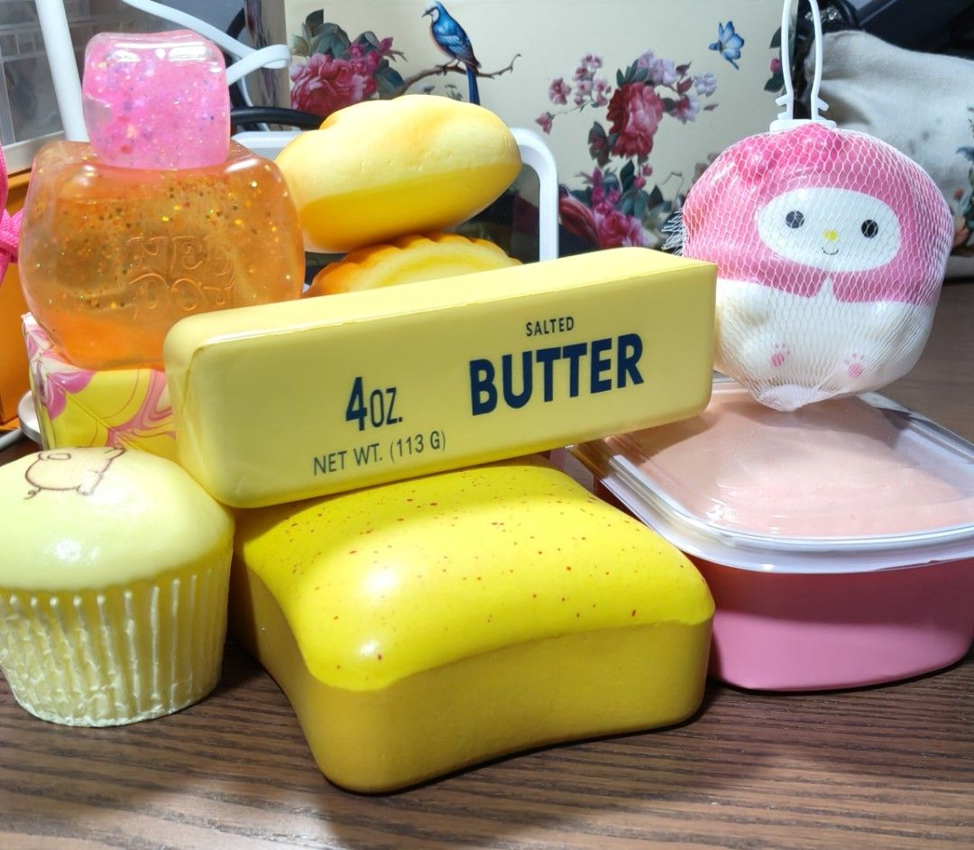 Squishy bundle (Category: Plushies & Soft Toys) located in Singapore. Submitted by littleprincess101 (Listing ID 1470452137, Image 1). Description: - Bundle includes 11 items for fidgeting and stress relief. - Selling as a complete set together. (worth it).