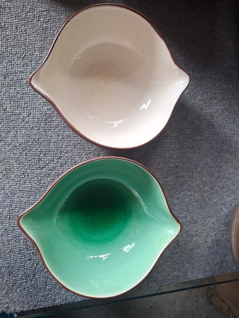 Stoneware bowls (Category: Other Kitchenware & Tableware) located in Quezon City. Submitted by sabadojuliet25680 (Listing ID 1470445988, Image 2). Description: stoneware bowls all goods no issue 300/2pcs.