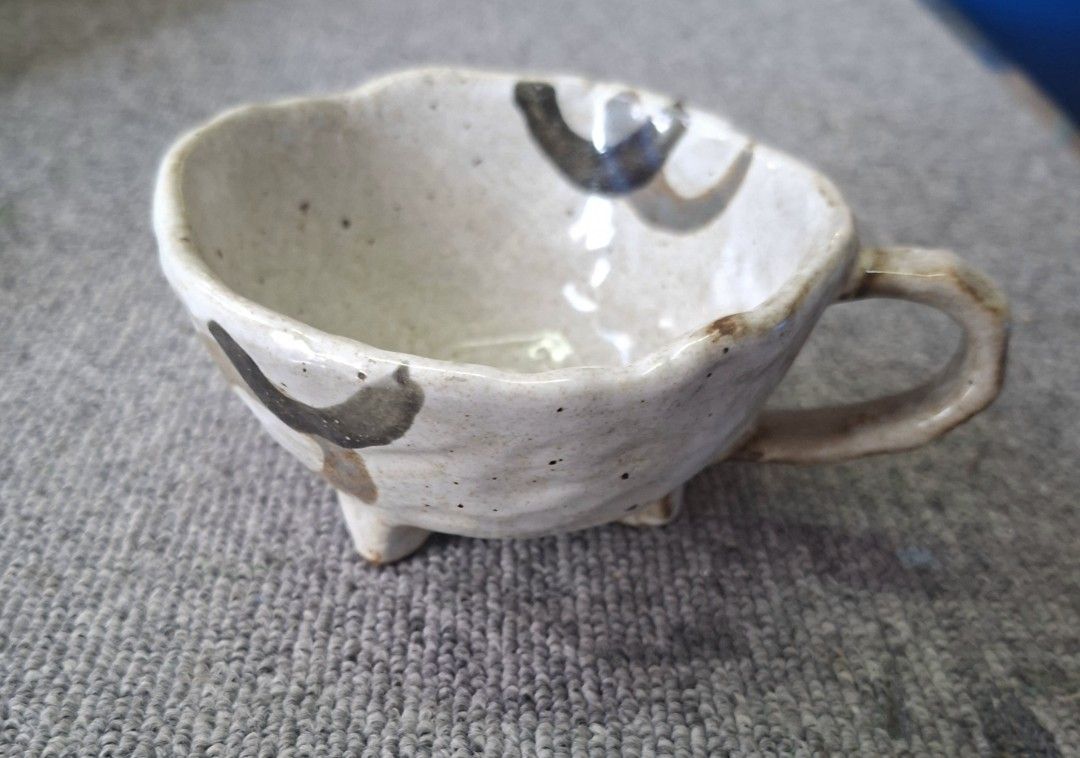 Stoneware mug / black or tea mug (Category: Coffee & Tea Tableware) located in Quezon City. Submitted by sabadojuliet25680 (Listing ID 1470448972, Image 2). Description: stoneware mug good and no issue no ship footed mug 1pc available.