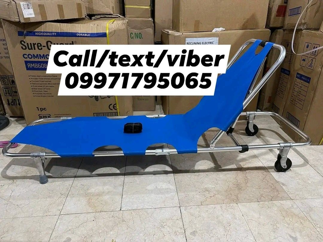 Stretcher with wheels (Category: Medical Supplies & Tools) located in Manila. Submitted by jecelj_295c8a (Listing ID 1470550678, Image 1). Description: Brand New Onhand COD or gcash via lalamove same-day delivery.